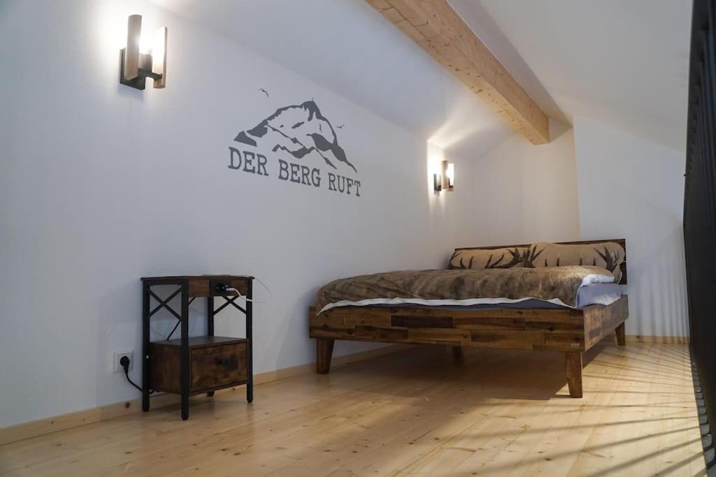 Loftwohnung Kaiserblick Im Inntal - 83 Qm - Zentral & Ruhig Flintsbach Eksteriør billede